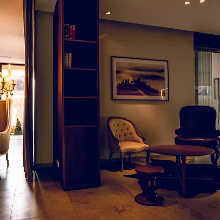 Downtown Premium * בראשוב