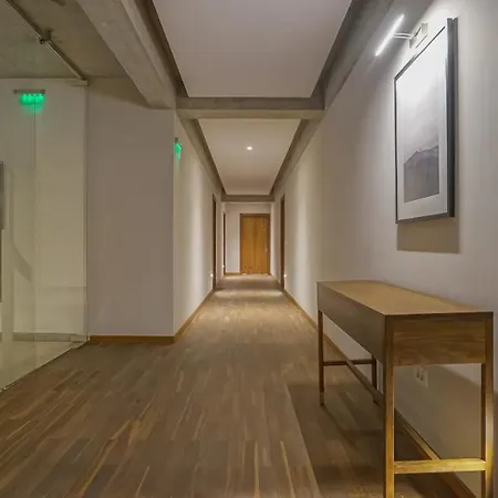 Downtown Premium * בראשוב