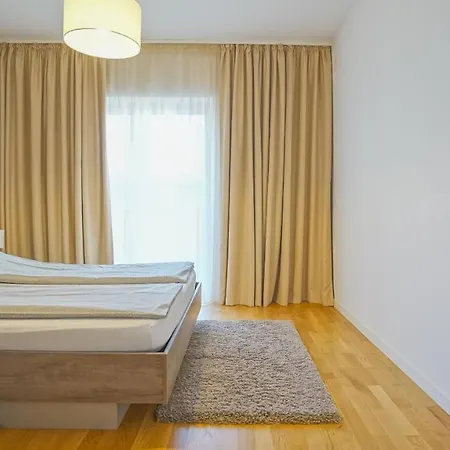 דירה Downtown Premium *