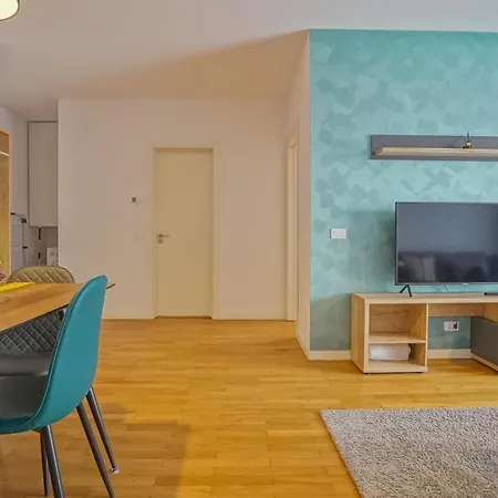 Downtown Premium דירה *